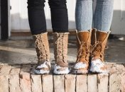 Пройдя слякотное место, тщательно обтрясите обувь