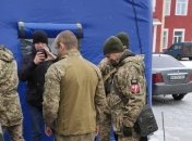 Украинского бойца удалось освободить из плена боевиков «ЛНР»: первые детали и фото