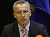 Столтенберг выразил благодарность Меркель и Штайнмайеру
