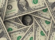 За один день в Венесуэле доллар подорожал почти на четверть