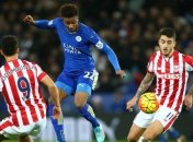 "Лестер" возглавил АПЛ, неудача "Манчестер Юнайтед"