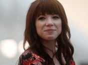 В новом клипе Карли Рей Джепсен появятся Том Хэнкс и Джастин Бибер