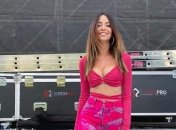 "Ох же и самка огненная": Надя Дорофеева сверкнула грудью в купальнике (Фото)