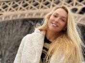 Карантин с пользой: Оля Полякова будет читать сказки для детей онлайн