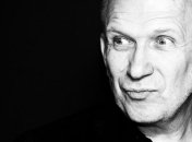 "Выключи свет, зажги свой огонь": коллекция Жан-Поля Готье удивила публику