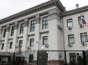 Российские выборы: в Украине усилят охрану диппредставительства РФ