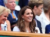 В белом платье любимого бренда: Кейт Миддлтон на теннисном турнире в Лондоне