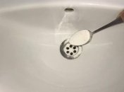 Как устранить засор в раковине быстро и просто - простой способ