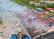 В Днепре горел завод по производству туалетной бумаги