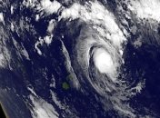 Мощный тропический циклон "Эван" приближается к Фиджи