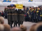 В "Борисполе" проходит церемония прощания с погибшими в Иране украинцами: видео