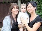 Женщина родила сына для бесплодной сестры