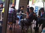 Рабы технологий: смешные люди, которые не могут без своих гаджетов