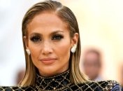 49-летняя Дженнифер Лопес удивила нежным образом