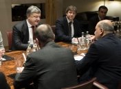 В АП рассказали, с кем Порошенко встретится на форуме в Давосе