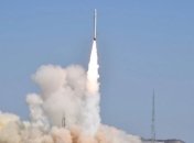 Китай запустил ракету с тремя спутниками (Видео)
