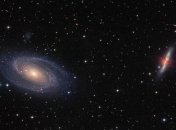 Вокруг галактик найдены огромные световые нимбы