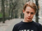 Маколей Калкин снялся в шутливом ремейке фильма "Один дома"