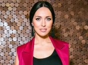 Алсу показала снимок из детства