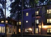 Уютный интерьер деревянного дома, в котором "отдыхает душа" (Фото)