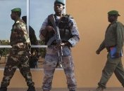 Украинцы не просились выехать из Мали 