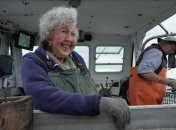 Старенька з США викинула омара в море і стала героїнею мемів: зібрали кращі для вас