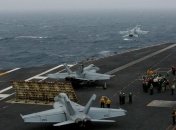 В Средиземном море США развернули две авианосные группы 