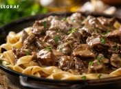 Бифстроганов подходит к любым гарнирам (изображение создано с помощью ИИ)