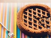 "У меня от него пульс скачет": Евгений Клопотенко рассказал, как приготовить тертый пирог (видео)