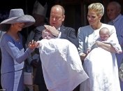 Князь и княгиня Монако окрестили своих малышей