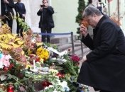 Порошенко: Украина стоит рядом с Францией в борьбе с терроризмом