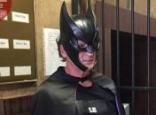 "Забыл выпить таблетки": Балашов в костюме Бэтмена устроил шоу в Киеве (фото, видео)