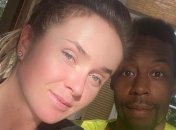 Монфис подарил Свитолиной "кубик" (фото)