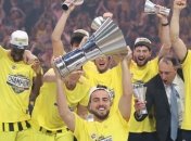 "Фенербахче" обыграл "Олимпиакос" и стал чемпионом Евролиги