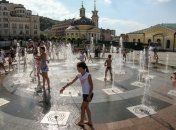 Прогноз погоды на 15 июня: в Украине будет жарко и дождливо 