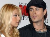 Анна Курникова рассталась с Энрике Иглесиасом