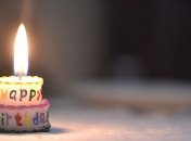 Классные поздравления с днем рождения в стихах на 9 ноября