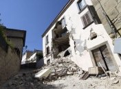 Землетрясение в Италии повредило около 300 исторических зданий
