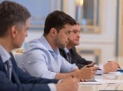 Зеленский просит точных сроков о выполнении Минских договоренностей