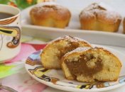 Пирог получается ароматным и нежным