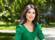 И для работы, и на свидание: Маша Ефросинина показала стильный летний look