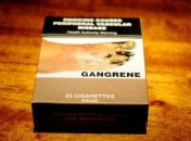 В Австралии сигареты будут продавать в одинаковых упаковках