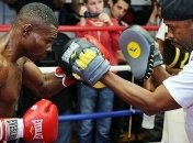 Двукратный олимпийский чемпион бросает вызов Ломаченко