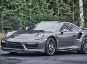 Довыделовался: парень разбил дорогущий спорткар за 6 секунд (Видео)