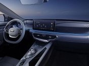 Geely показала доступного конкурента Tesla Model 3