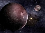 Астрономы раскрыли тайну красного пятна на Хароне