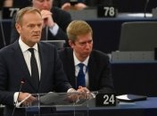 Туск созвонился с Зеленским и Порошенко: что обсуждалось