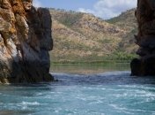 Горизонтальный водопад в бухте Талбот (Фото)