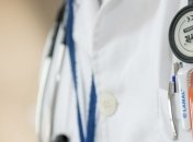 Врачу во Франции грозит пожизненное за отравление пациентов