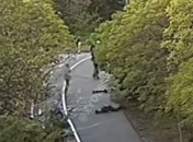 "Трасса потери здоровья": парень проломил череп, катаясь на самокате в Одессе (видео)